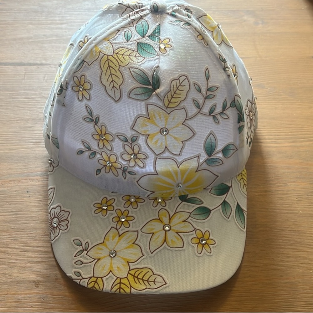 NWT Flower Power Ball Cap